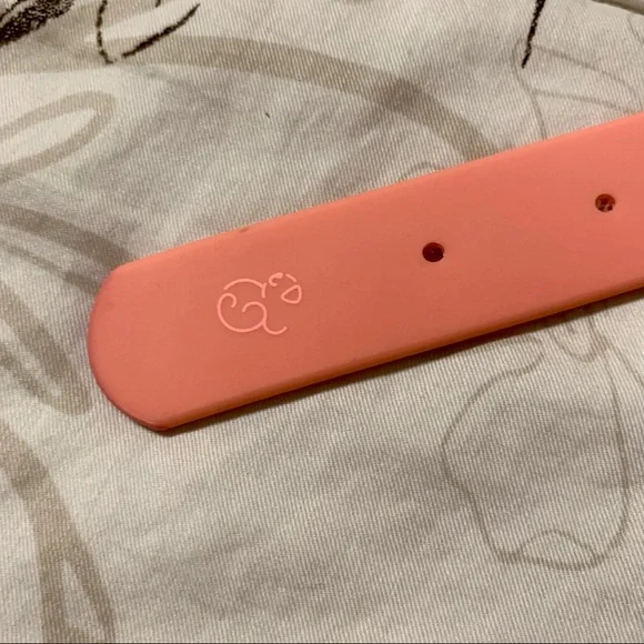 💛 Large Lucy & Co. Everyday PVC Collar in Coral - Picture 16 of 16